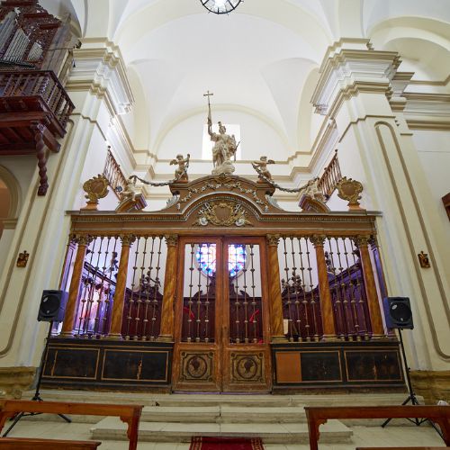 iglesia de santiago y san miguel3